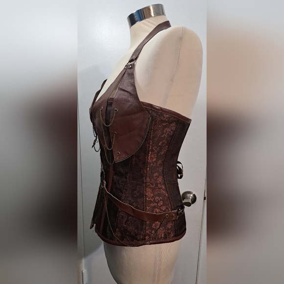 💜Corset Top w/Matching Panties💜 - Picture 7 of 11